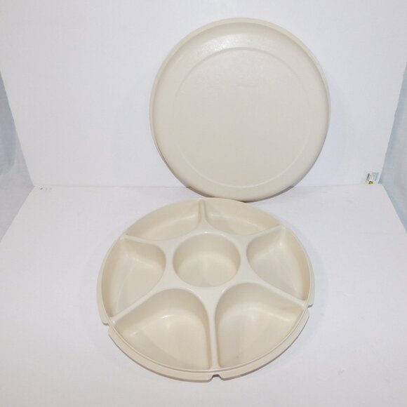 VTG Tupperware Divided 7 Compartment Vegetable Chips Round Serving Tray 1666-1 - Picture 1 of 8